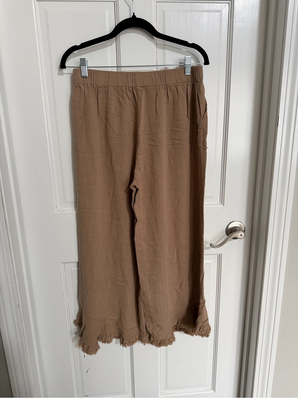 Boutique Umgee Linen Blend Cropped Frayed Wide Leg Boho Pants Khaki Taupe Size M - Picture 3 of 7